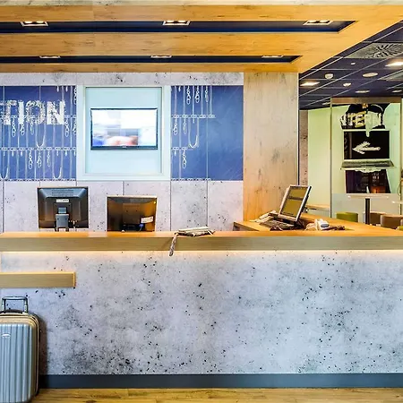 Ibis Budget Deauville فندق 2*